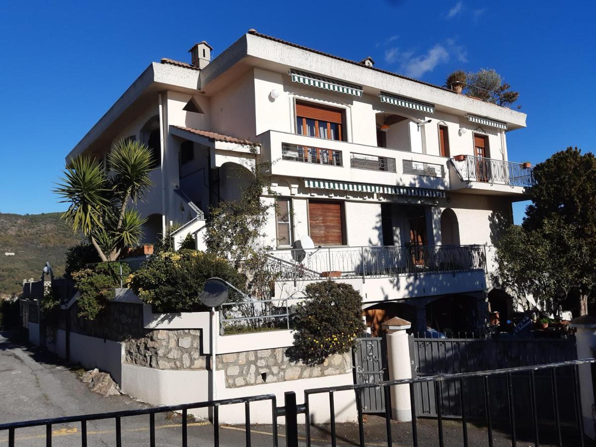 Bressa De Ma Affittacamere, Room & Breakfast Pietra Ligure Luaran gambar
