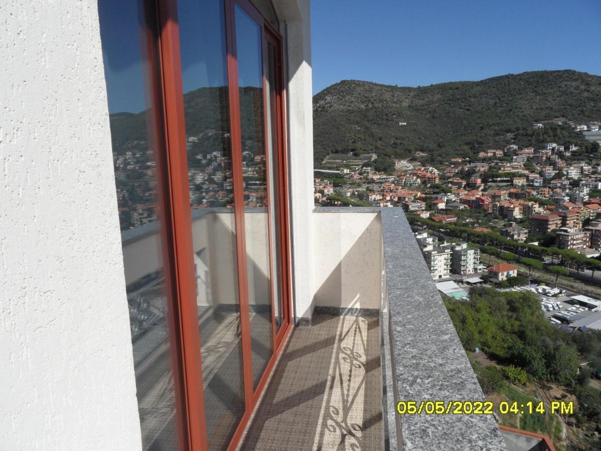 Bressa De Ma Affittacamere, Room & Breakfast Pietra Ligure Luaran gambar