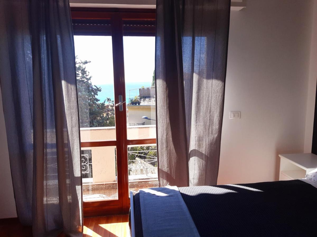 Bressa De Ma Affittacamere, Room & Breakfast Pietra Ligure Luaran gambar