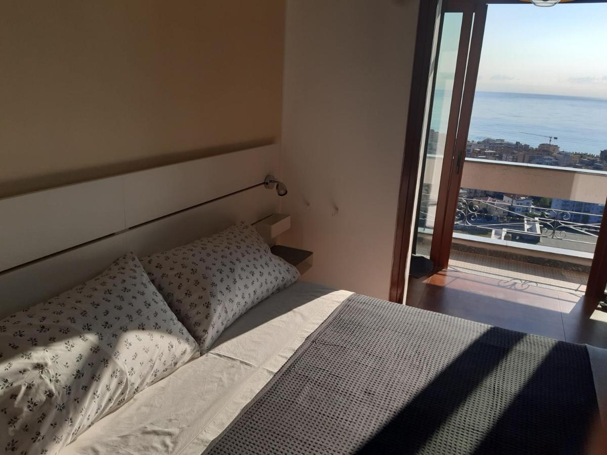 Bressa De Ma Affittacamere, Room & Breakfast Pietra Ligure Luaran gambar